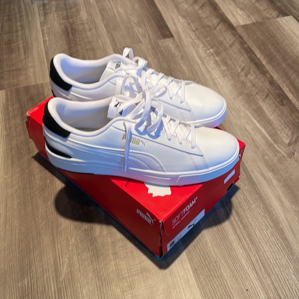 Puma soft foam Brand New with box Sz 11 1/2